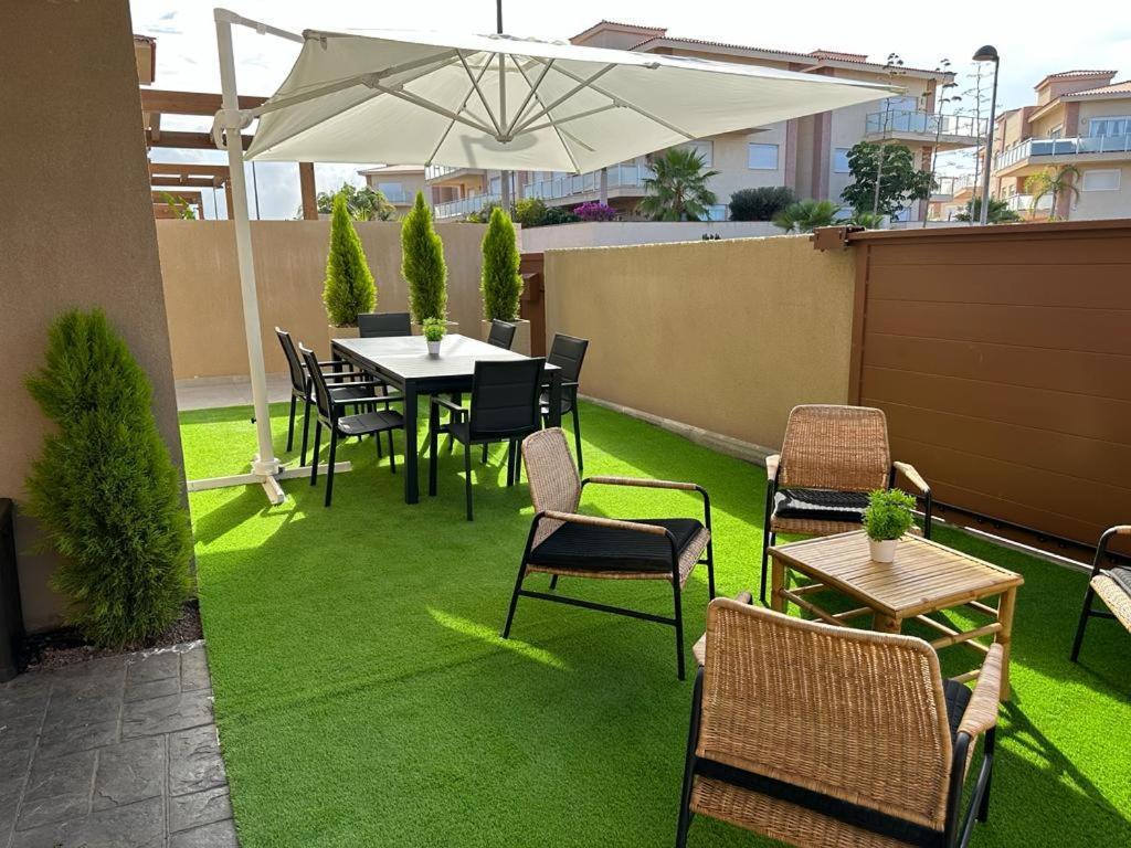 Golf Tenerife South XX Wheel Accessible Shower XX Free Wifi XX Private Pool 30 Degrees XX Two Terraces 30M2X60M2 Xxfree Parking XX Mountain View XX Flatscreen 65 Inch XX San Miguel de Abona Exterior foto