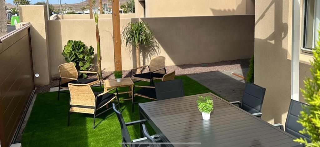 Golf Tenerife South XX Wheel Accessible Shower XX Free Wifi XX Private Pool 30 Degrees XX Two Terraces 30M2X60M2 Xxfree Parking XX Mountain View XX Flatscreen 65 Inch XX San Miguel de Abona Exterior foto